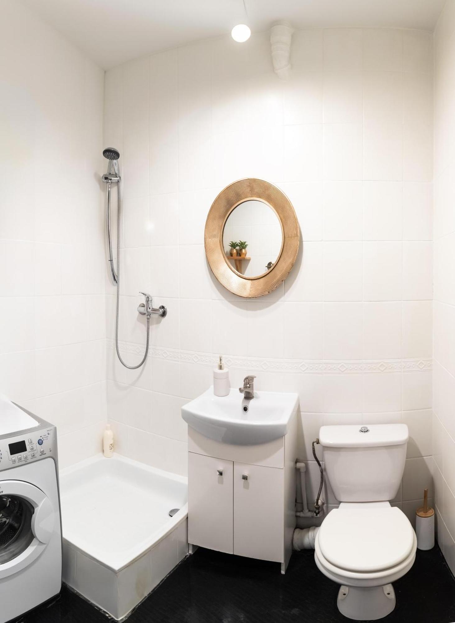 Piotrapartments - Daleka Cozy Train&Airport Apartment 华沙 外观 照片